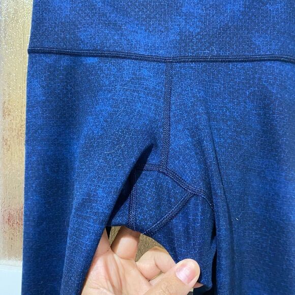 Lululemon Wunder Under Roll Down Crop - Picture 4 of 5